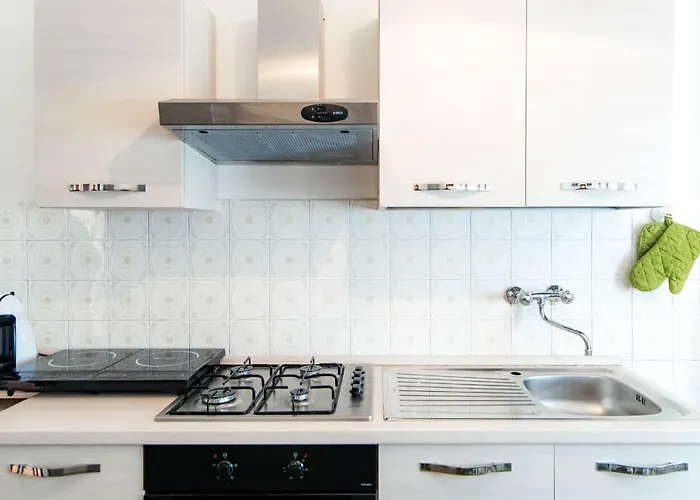 Lägenhet My Holiday In Como, Wi Fi, Parking