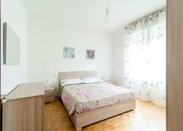 My Holiday In Como, Wi Fi, Parking Lägenhet *